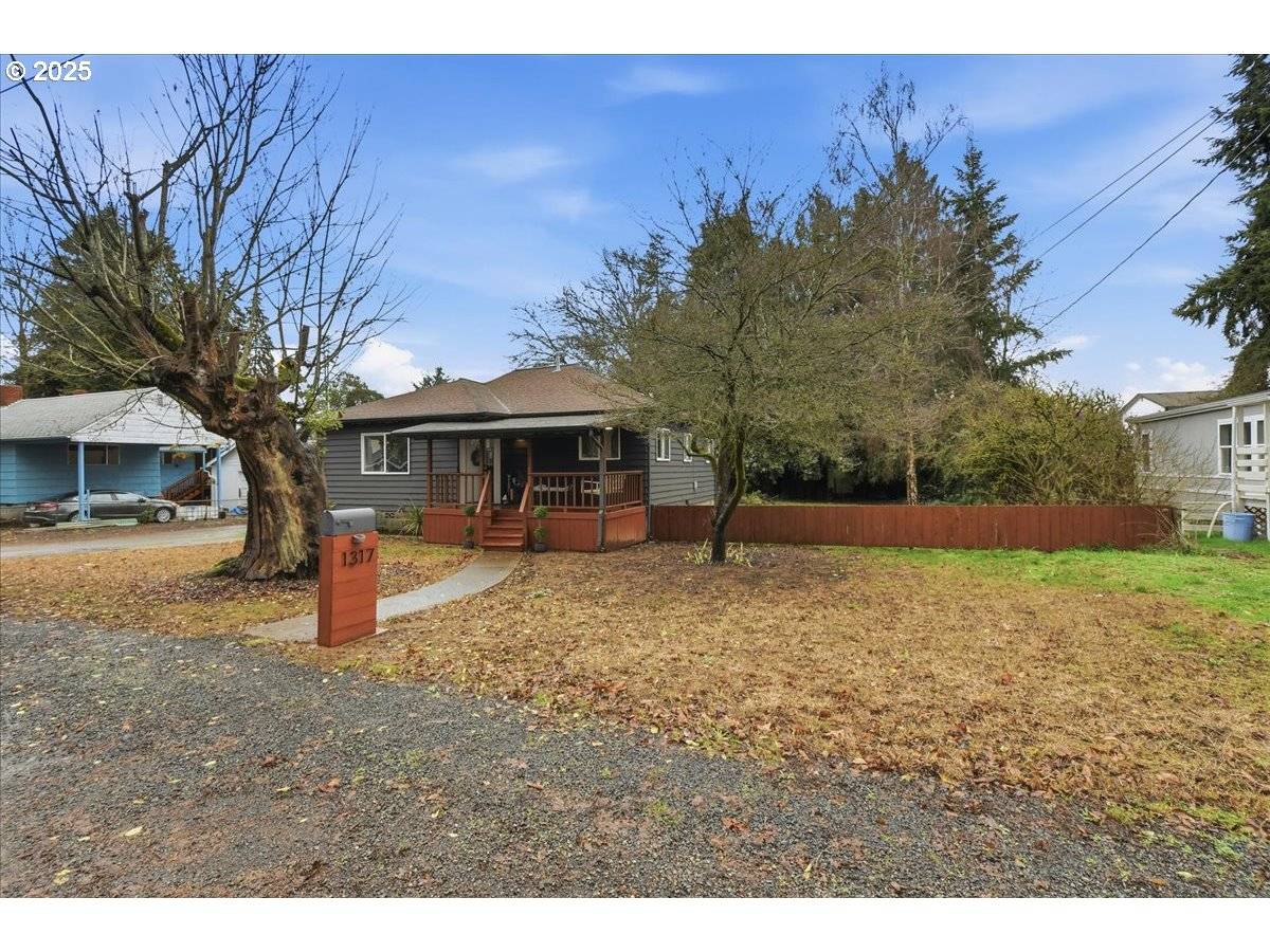 Centralia, WA 98531,1317 W MAIN ST