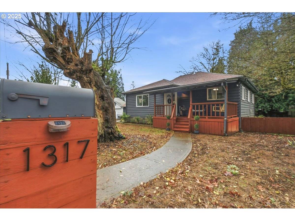 Centralia, WA 98531,1317 W MAIN ST