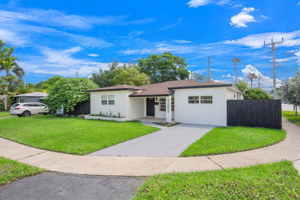 Hollywood, FL 33021,3262 Pierce St