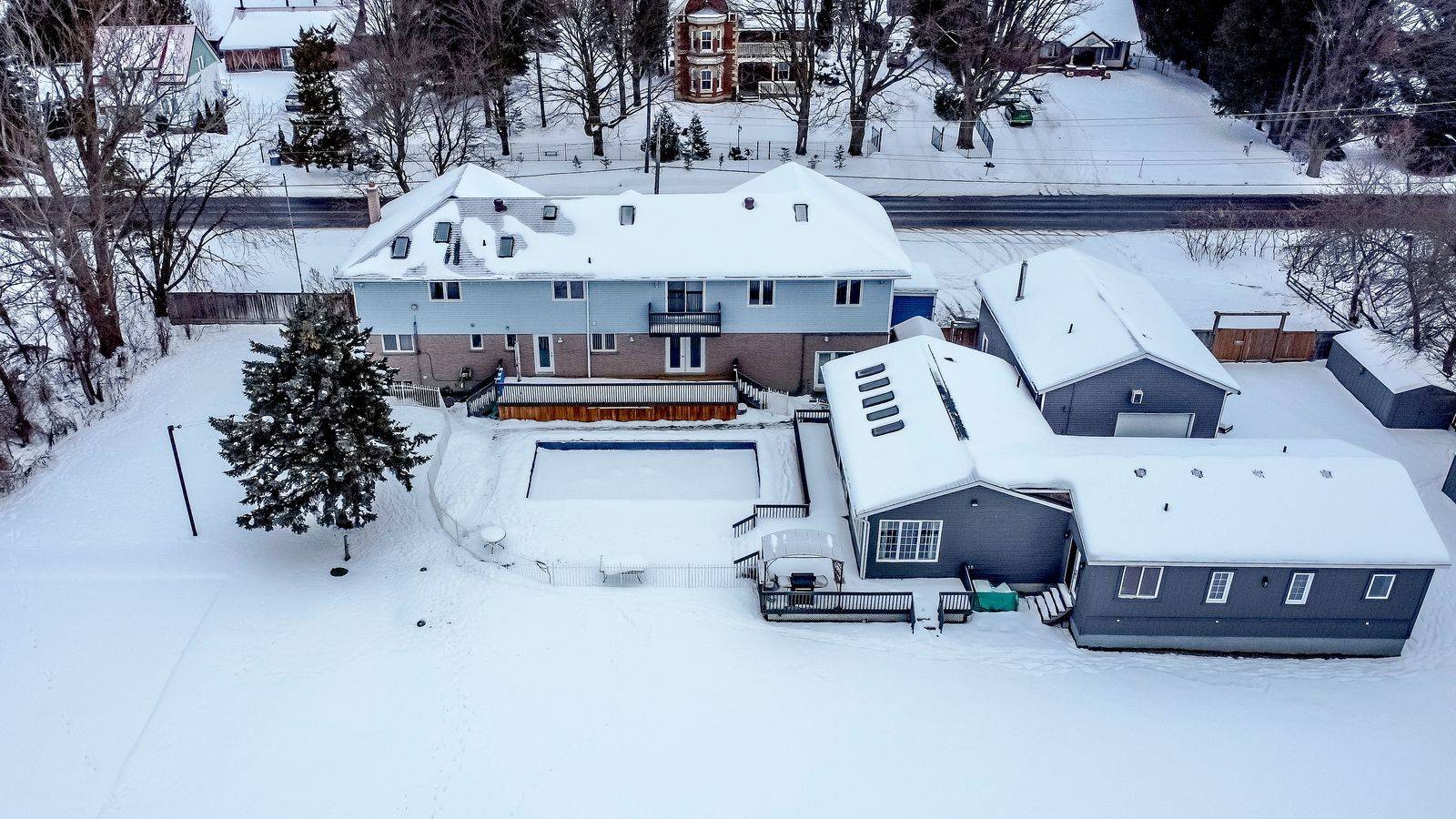 Innisfil, ON L9S 3P5,1923 10th Line