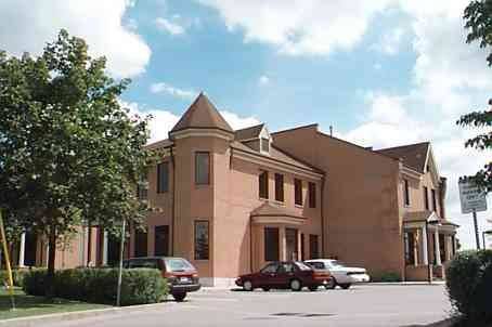 Mississauga, ON L5C 4E5,1100 Central Pkwy W #36&37/100