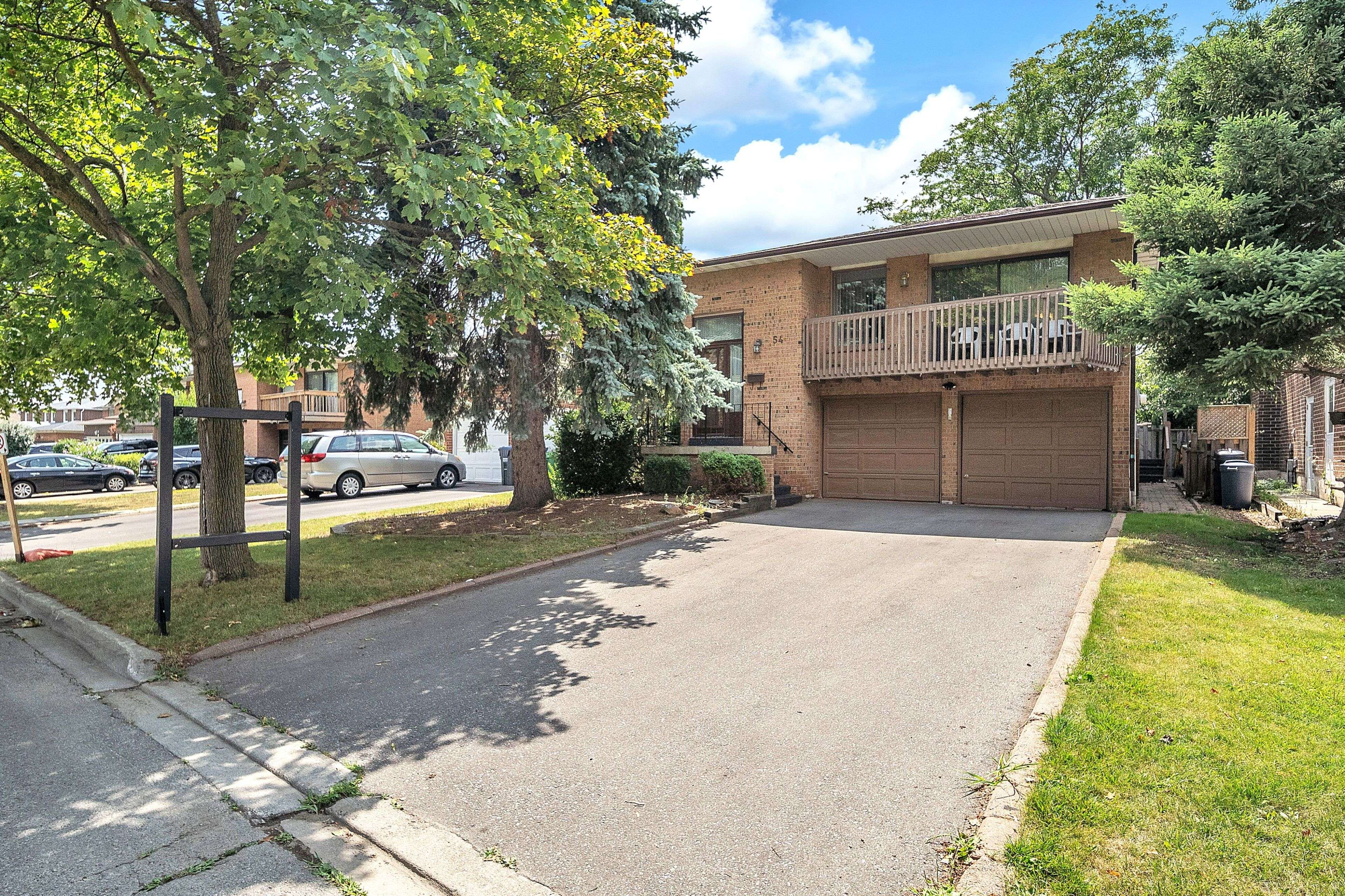 Brampton, ON L6Z 1X6,54 Braidwood Lake RD