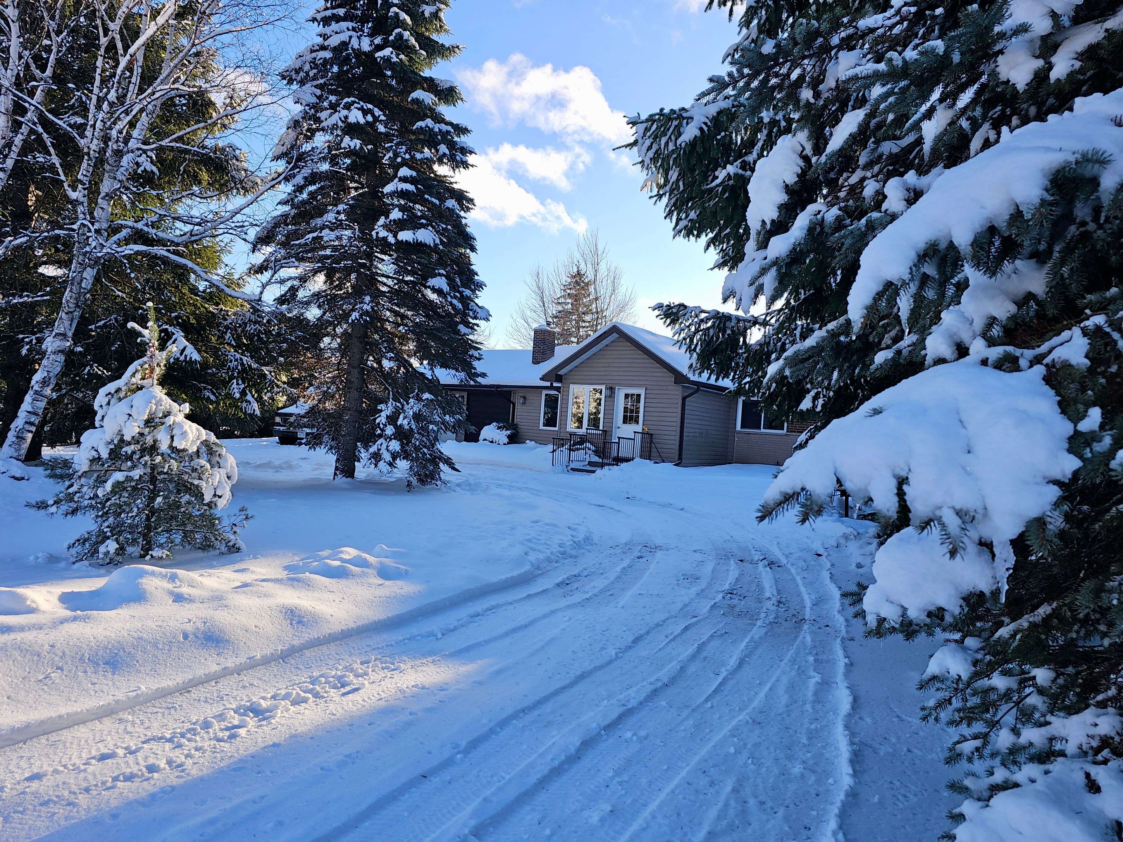 Halton Hills, ON L0P 1H0,14360 Sixth Line