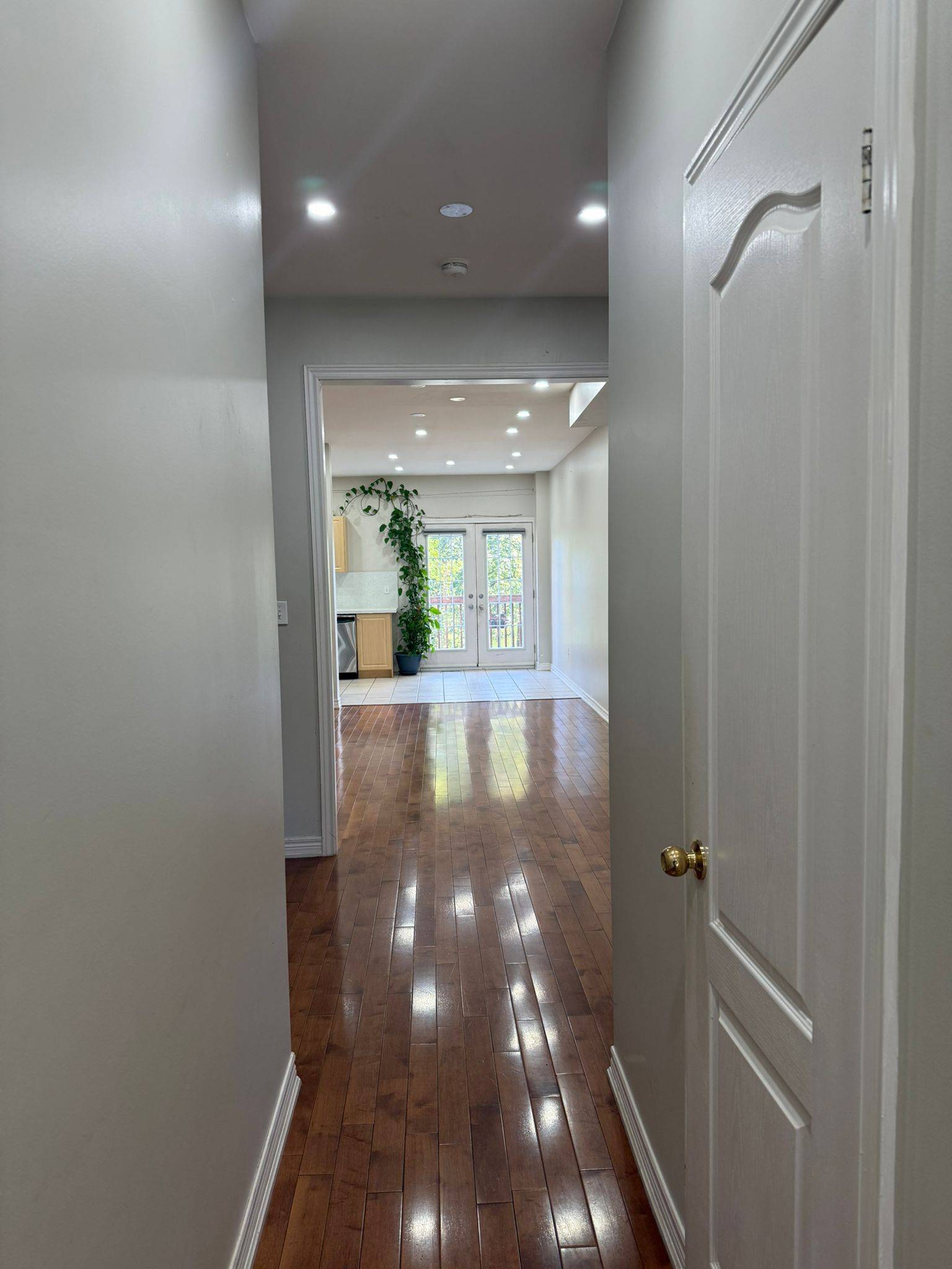 Brampton, ON L6X 0J3,9 Joseph ST