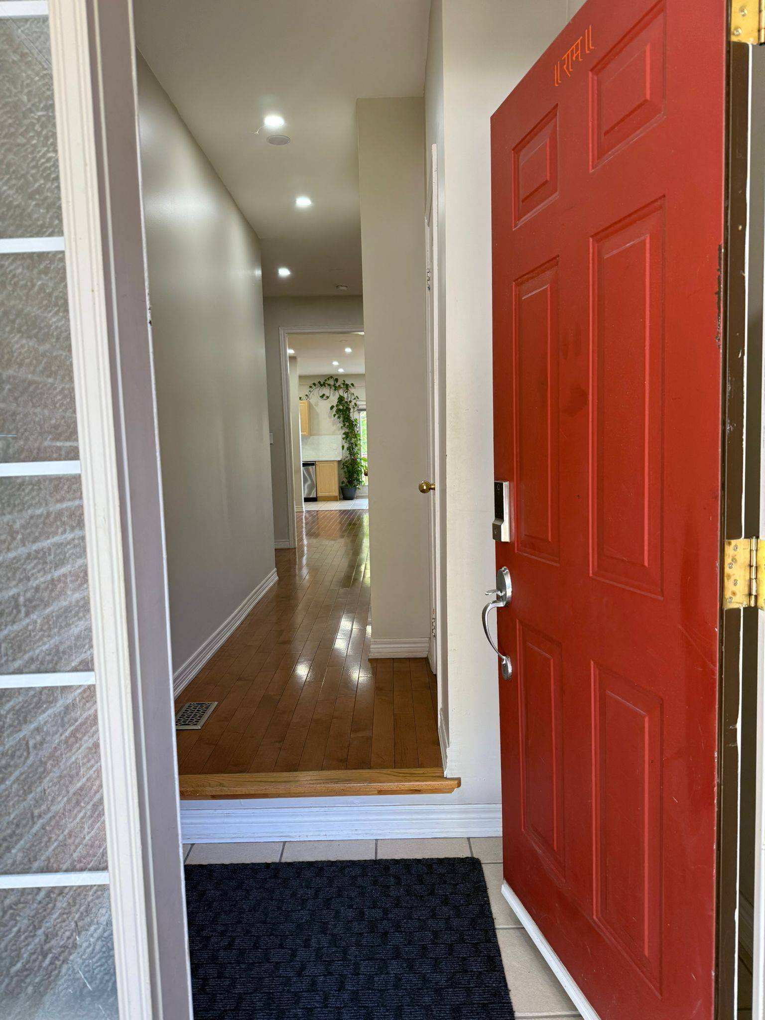 Brampton, ON L6X 0J3,9 Joseph ST