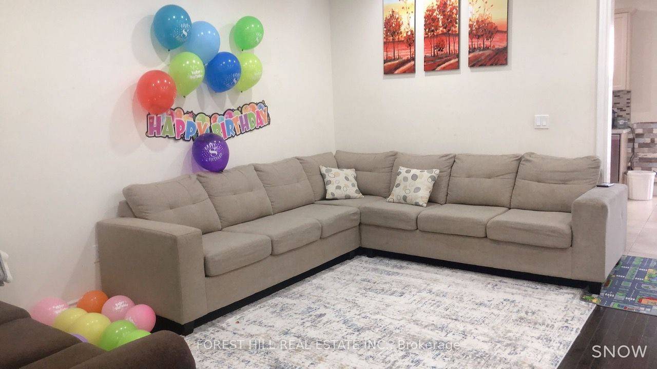 Brampton, ON L6X 0R8,62 Durango DR