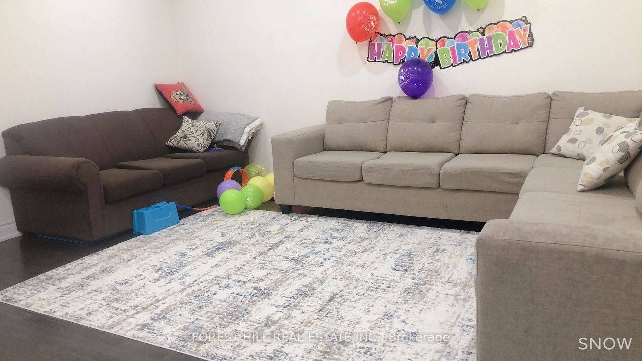 Brampton, ON L6X 0R8,62 Durango DR