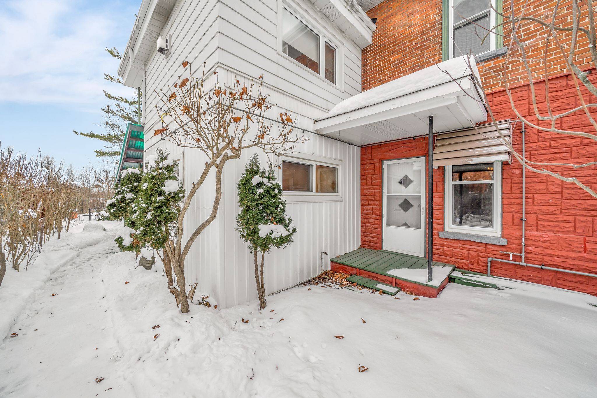 Trent Hills, ON K0L 1L0,185 Wallace ST