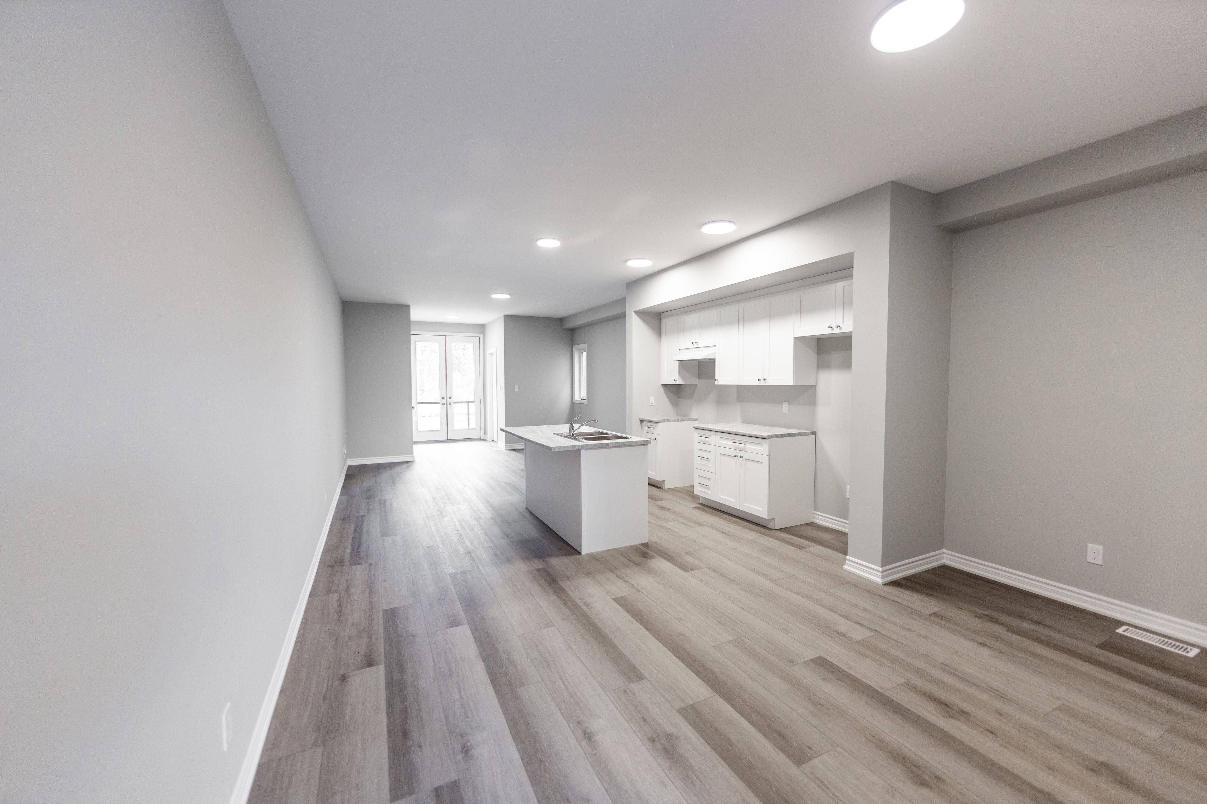 Welland, ON L3B 3G3,43 Superior ST