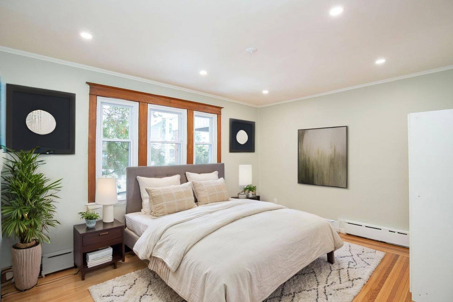 Hamilton, ON L8M 2Z1,22 Prospect ST S #1