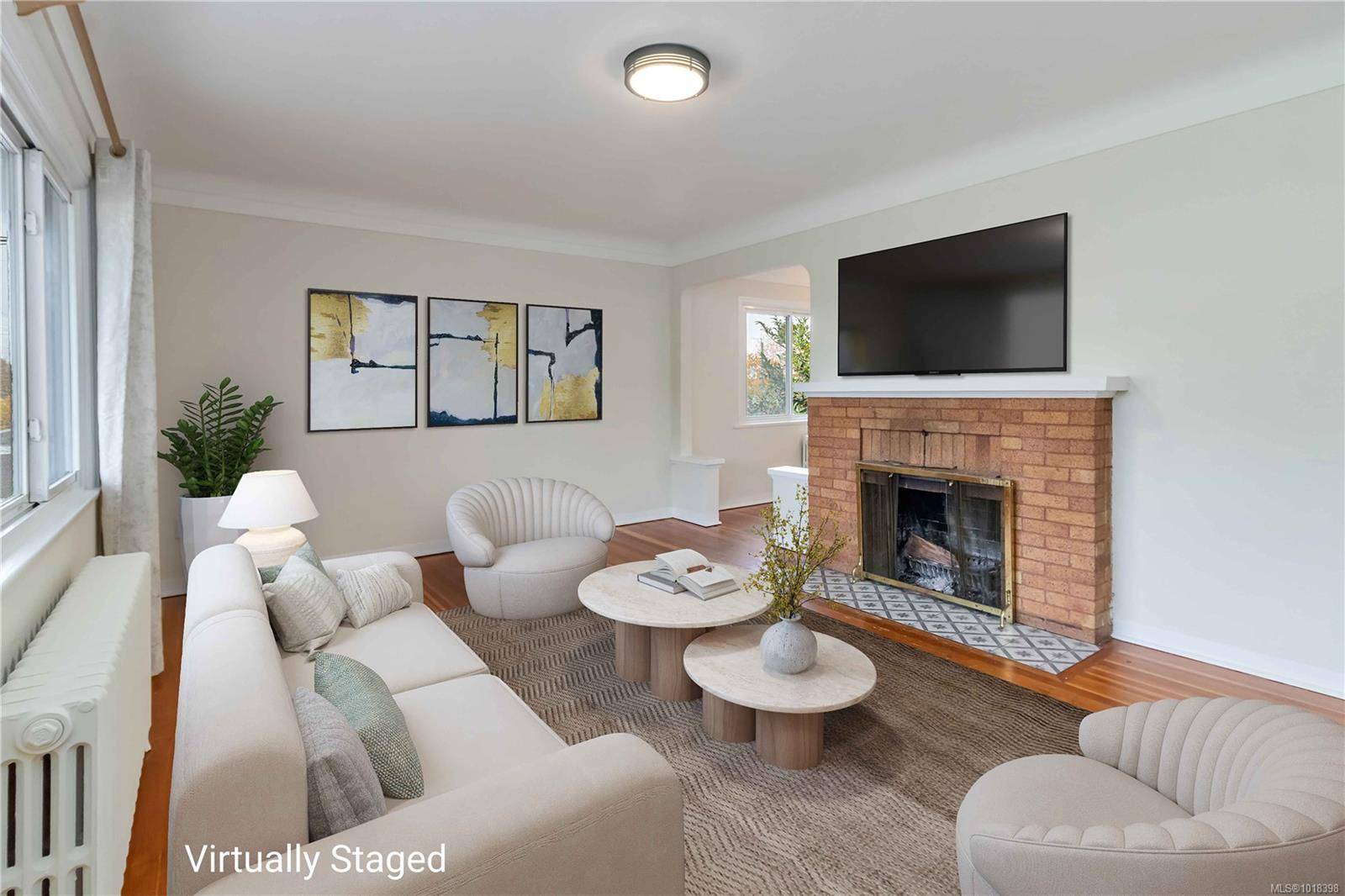 Victoria, BC V8T 2Y5,1835 Fernwood Rd