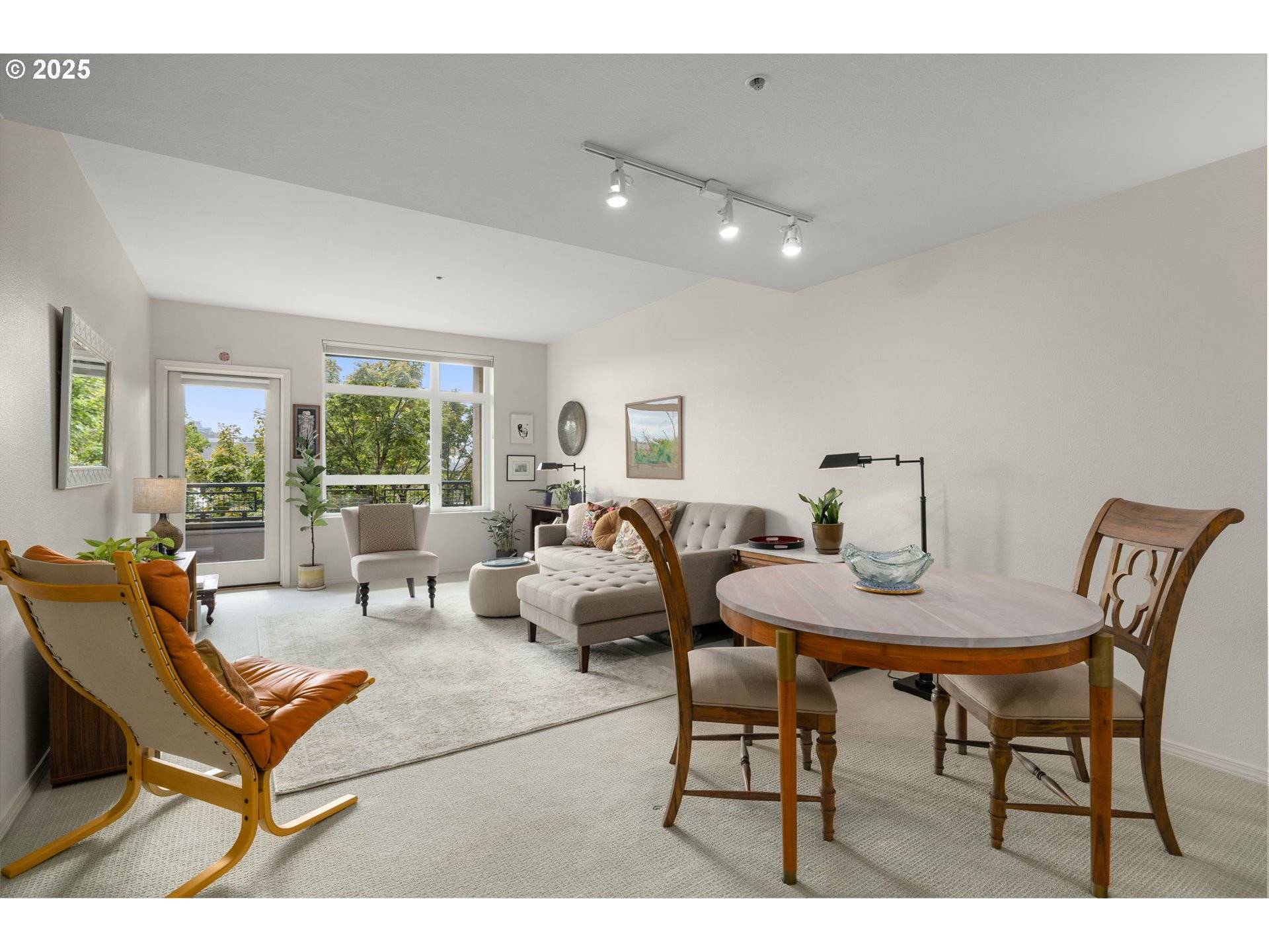 Portland, OR 97212,1718 NE 11TH AVE #313