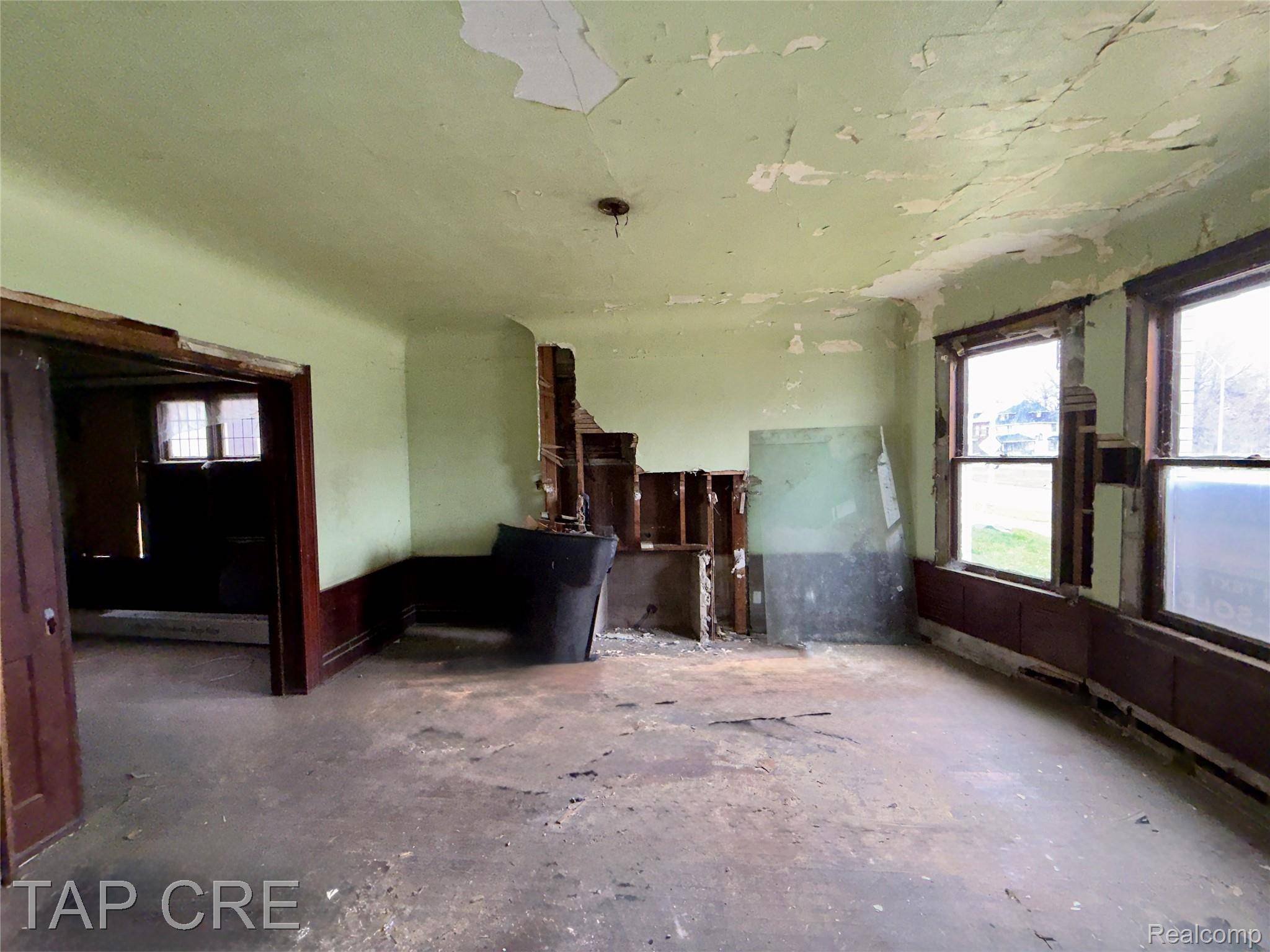 Detroit, MI 48207,1017 E Grand BLVD