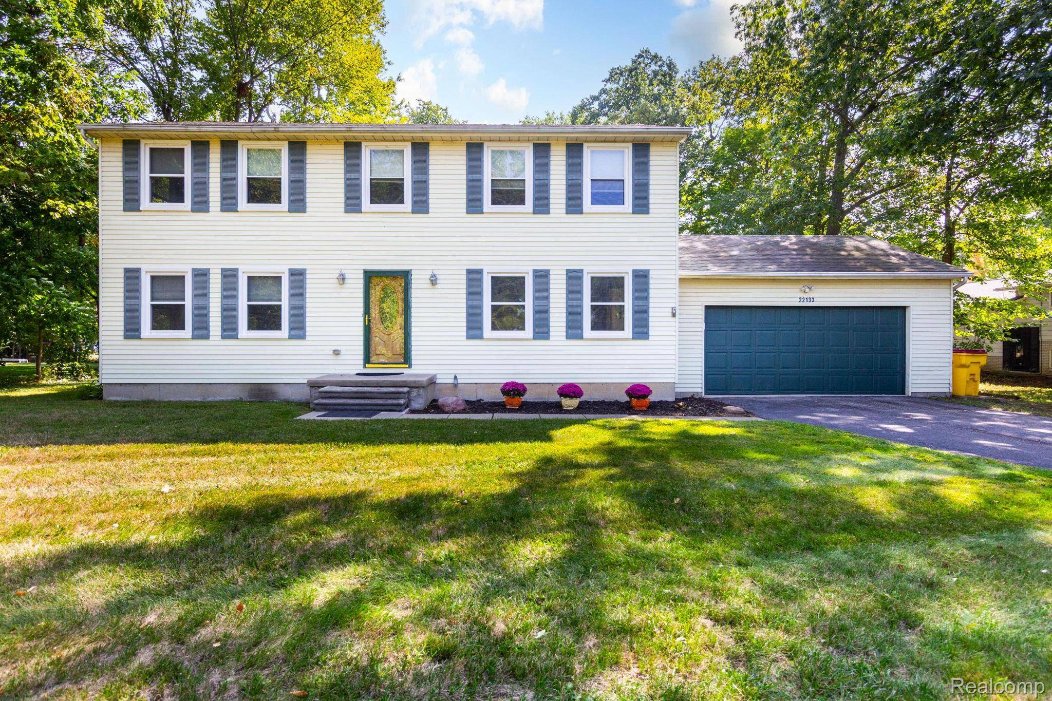 Grosse Ile, MI 48138,22133 Meridian RD