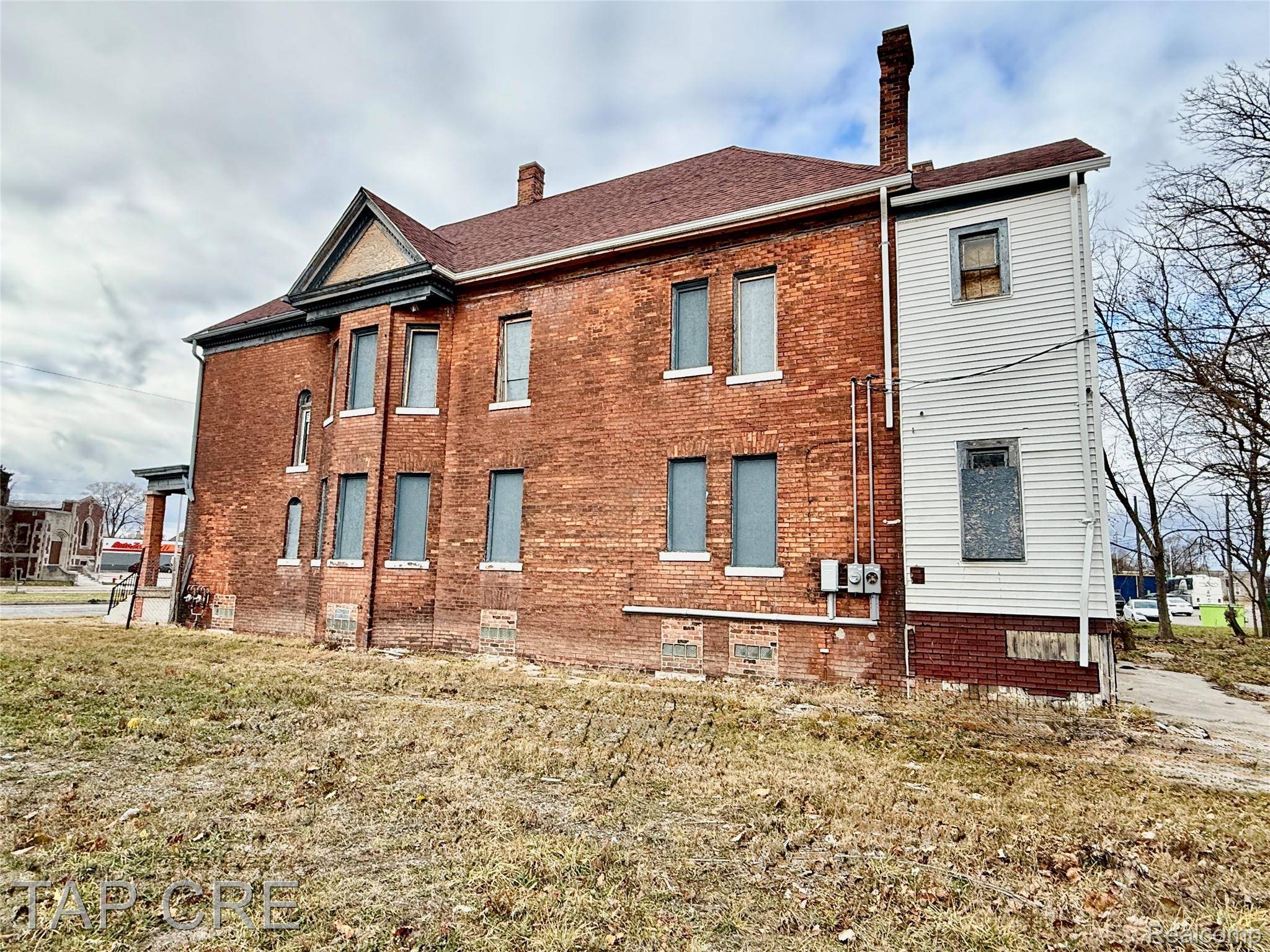 Detroit, MI 48207,1104 E Grand BLVD