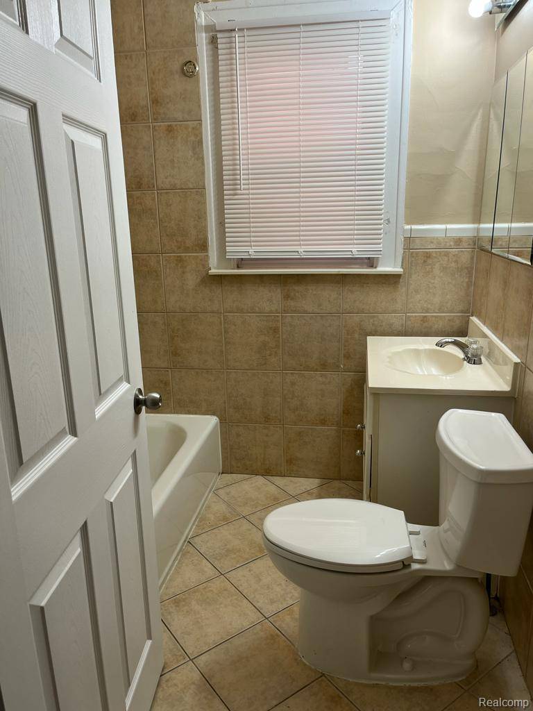 Detroit, MI 48204,9694 Otsego ST