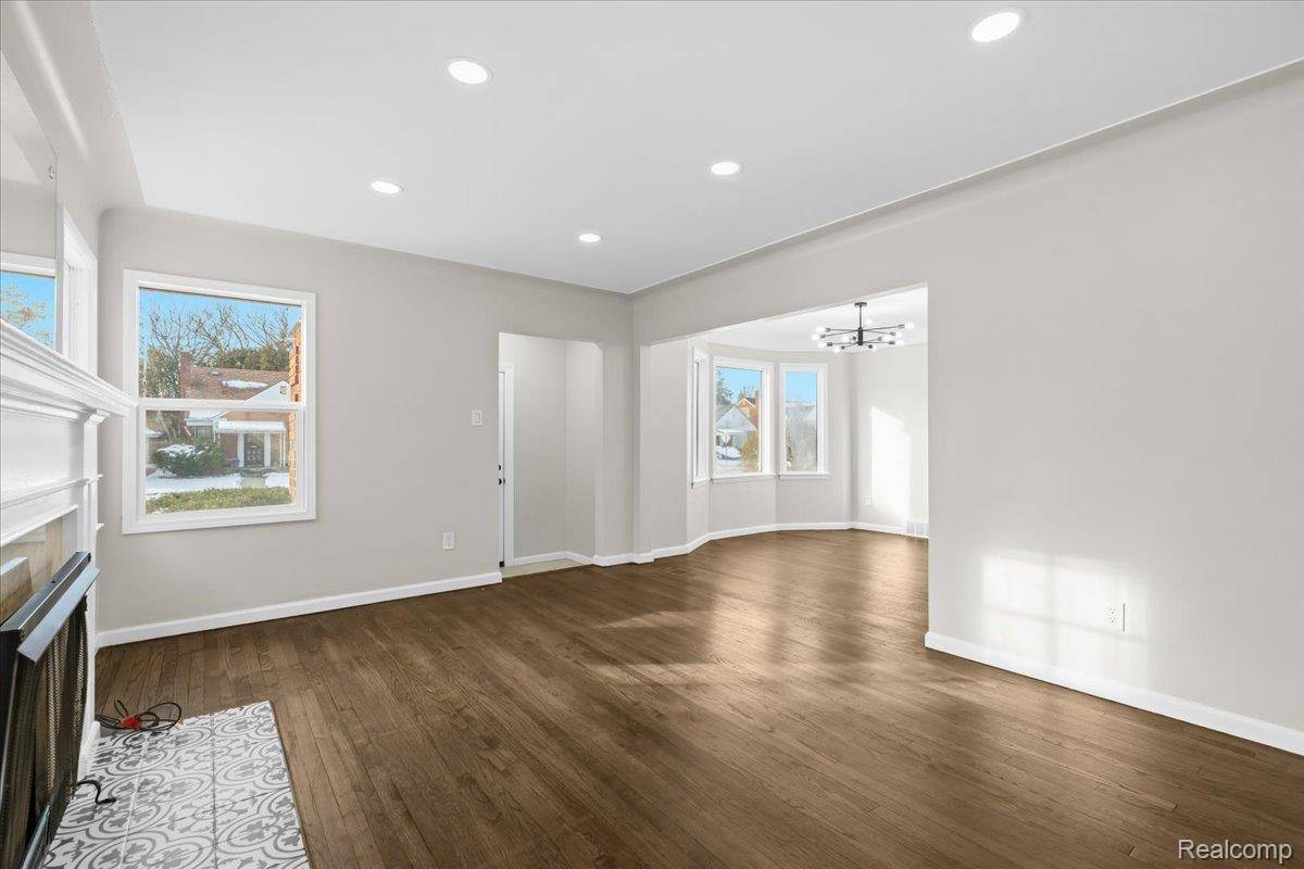 Detroit, MI 48235,19750 Prest ST