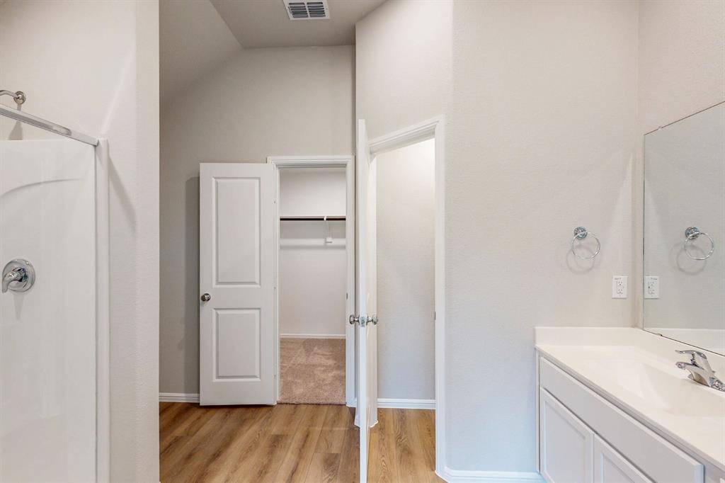 Denton, TX 76208,3325 Fortress Way