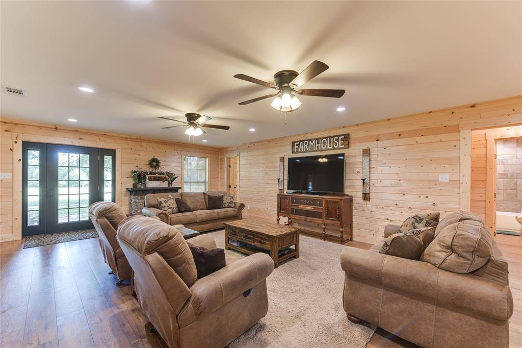 Larue, TX 75770,6751 County Road 4710