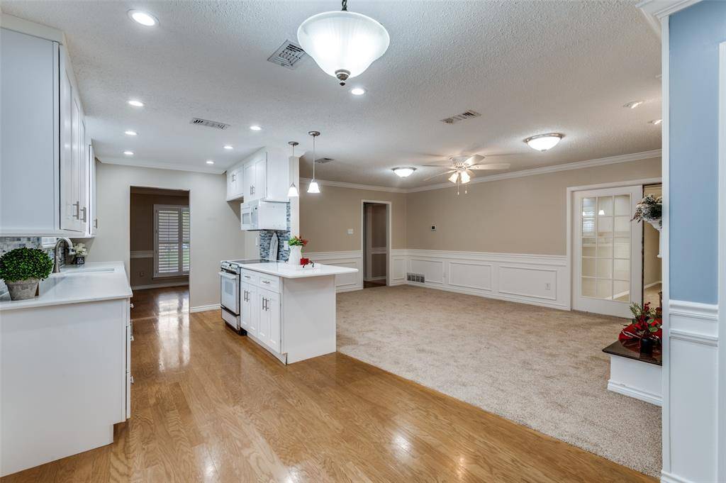 Euless, TX 76040,1816 Kynette Drive