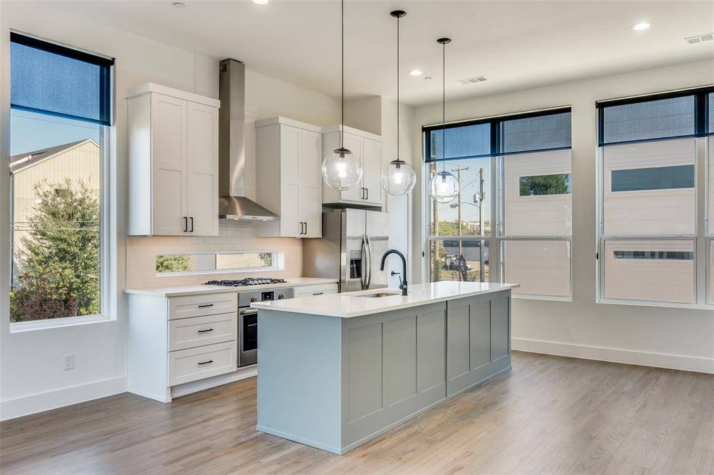 Dallas, TX 75204,4718 Bryan Street #202