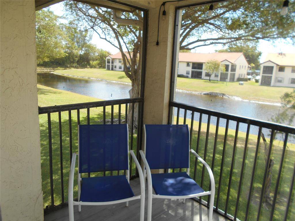 Deerfield Beach, FL 33442,410 Freedom Ct #410