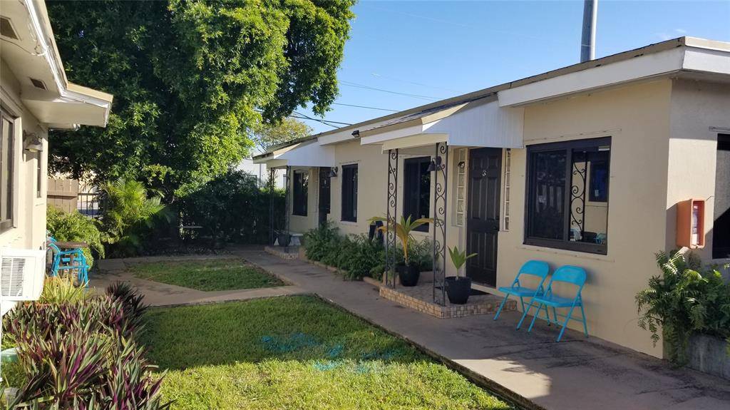 Hallandale Beach, FL 33009,615 NE 7th St