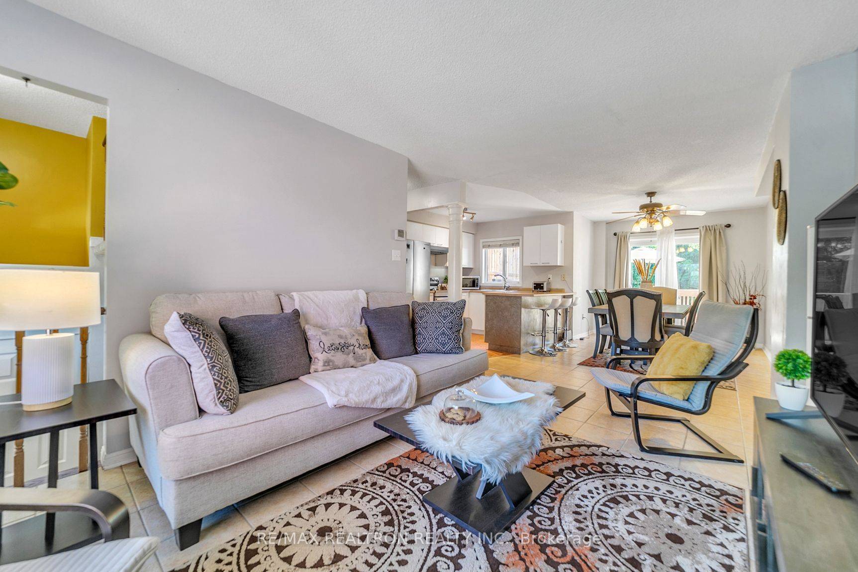 Newmarket, ON L3Y 8R5,541 Bondi AVE