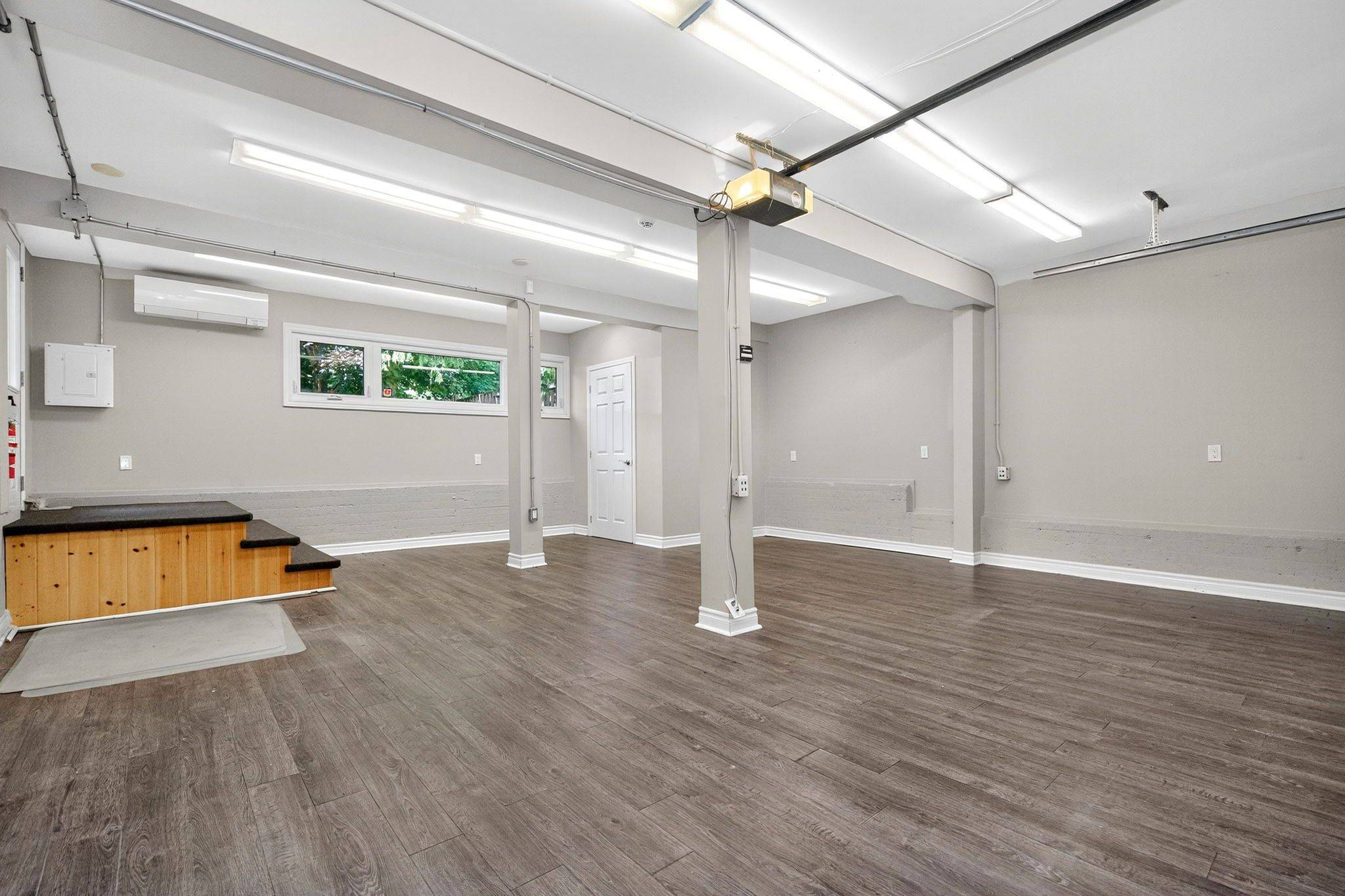 Midland, ON L4R 1W4,600 Hugel AVE #3