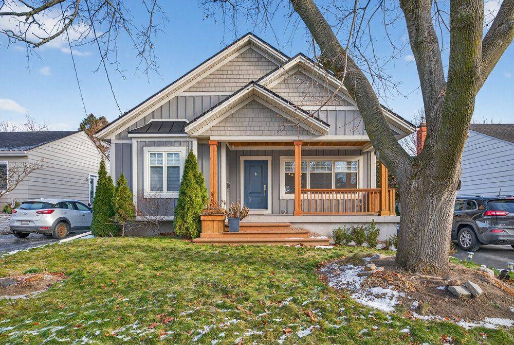 Burlington, ON L7R 2V3,479 Bridgman AVE