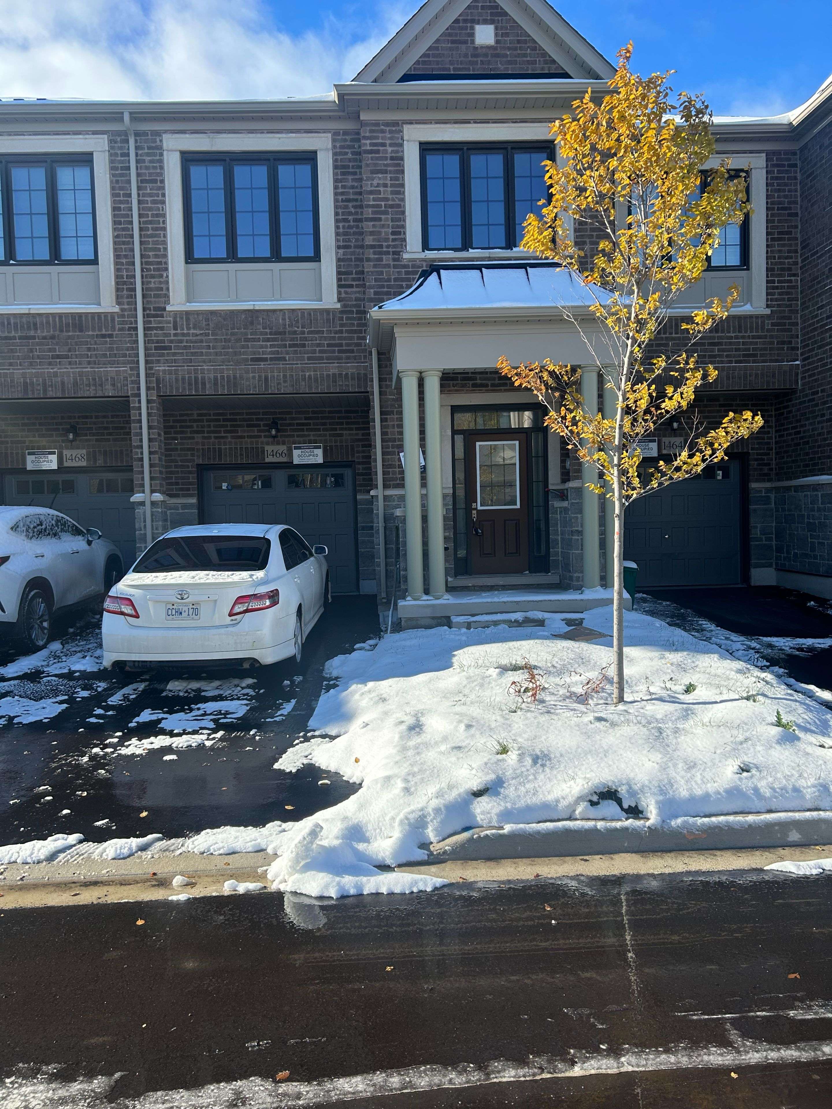 Milton, ON L9E 1Z8,1466 Periwinkle PL