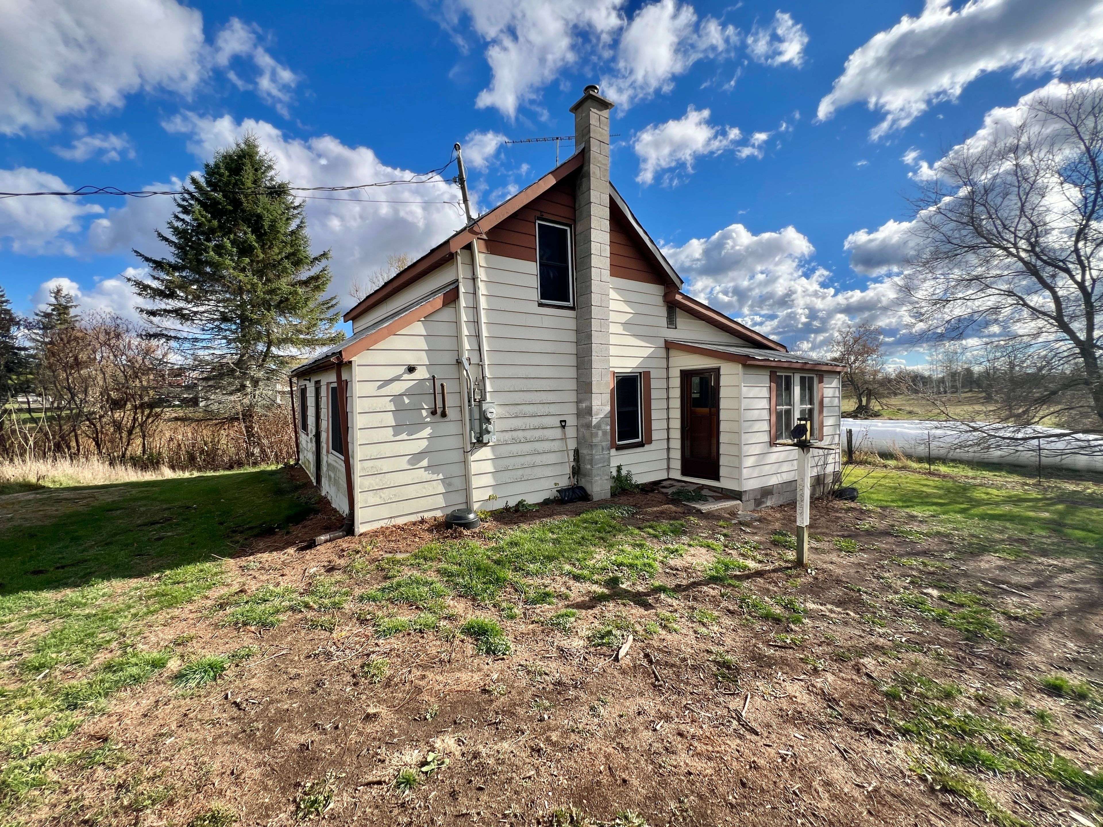 Tweed, ON K0K 3J0,1614 Sulphide RD