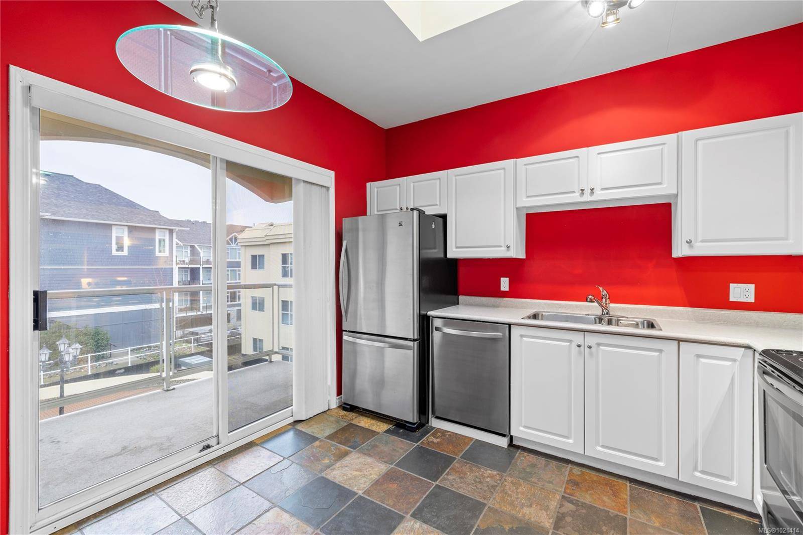 Parksville, BC V9P 2P3,220 ISLAND Hwy W #406