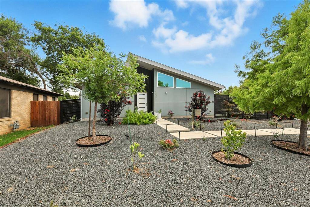 Grapevine, TX 76051,1237 Bellaire Drive