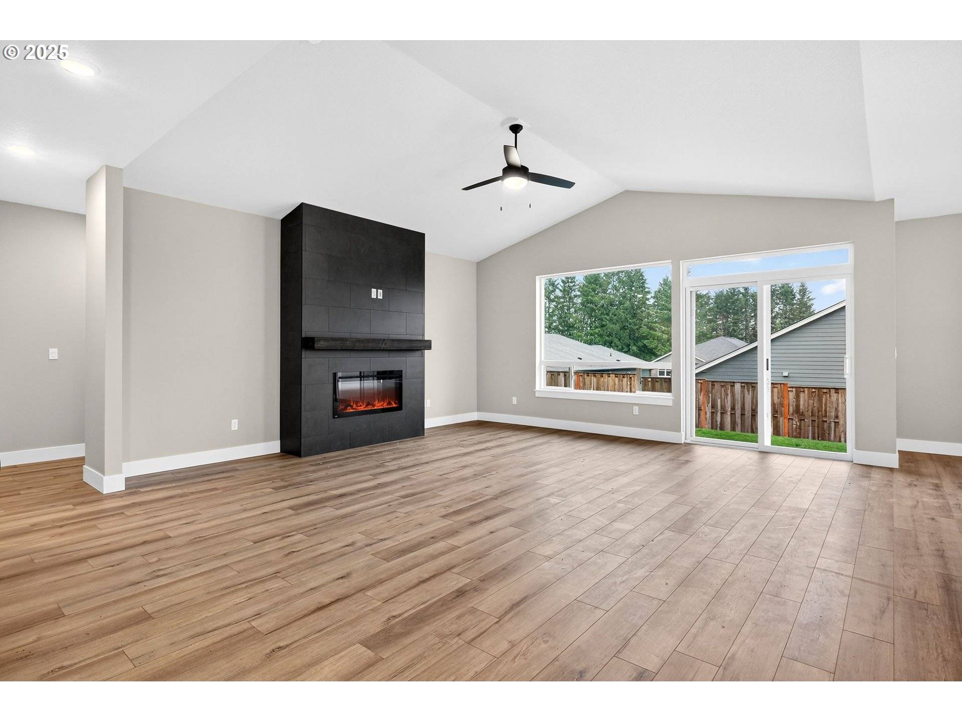 La Center, WA 98629,2032 E OTTER LOOP #45