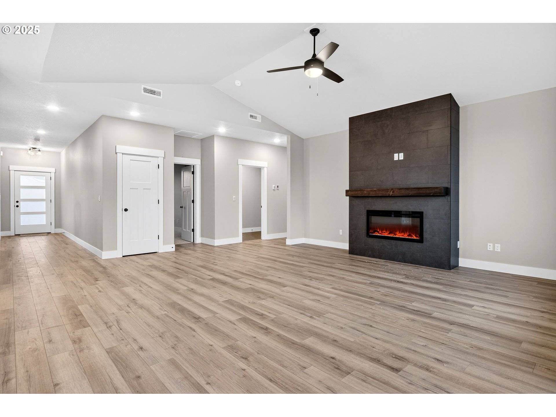 La Center, WA 98629,2032 E OTTER LOOP #45