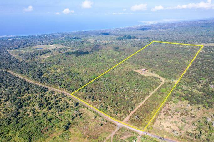 Kealakekua, HI 96750,5 PUU LEHUA DRIVE