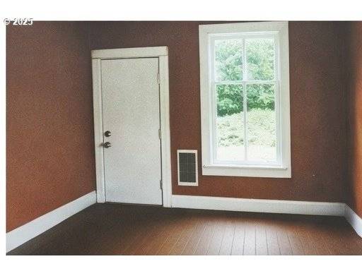 Springfield, OR 97477,835 ANDERSON LN