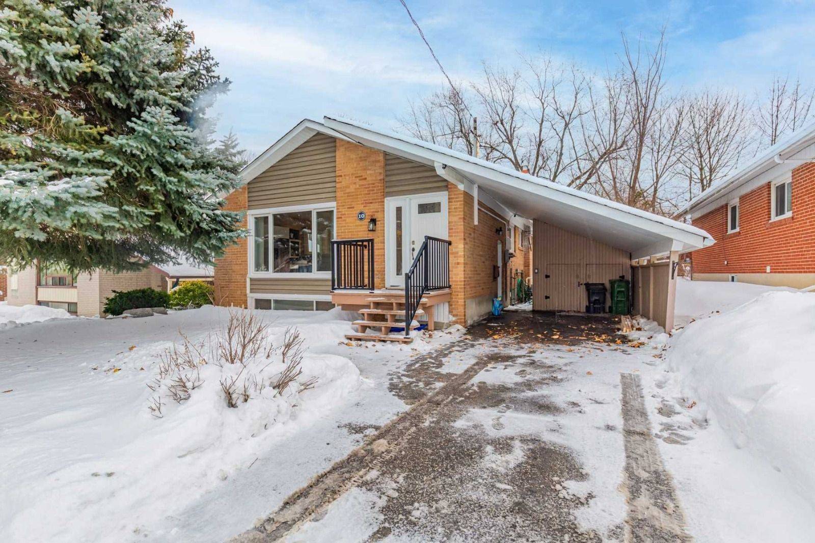 Toronto E09, ON M1G 2C9,10 Golfhaven DR