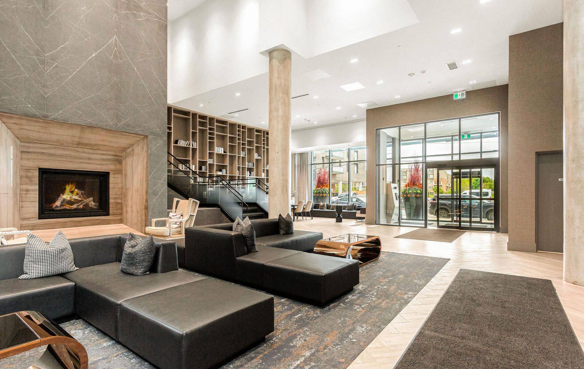 Oakville, ON L6M 5P6,2450 Old Bronte RD #538