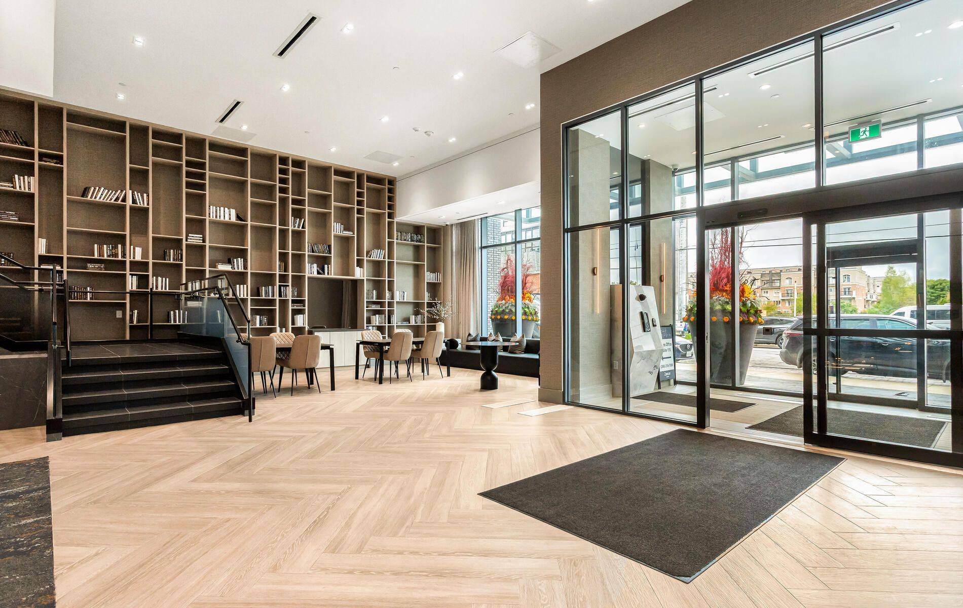 Oakville, ON L6M 5P6,2450 Old Bronte RD #538