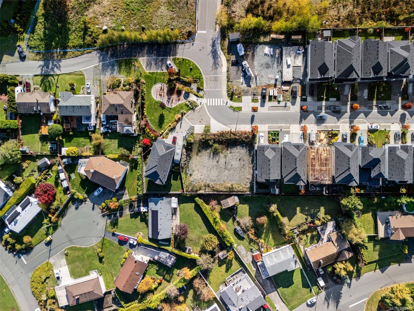 Colwood, BC V9C 0R1,284 Seafield Rd