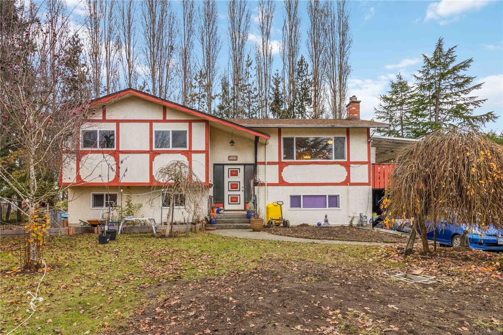 Central Saanich, BC V8M 1S9,7225 Early Pl