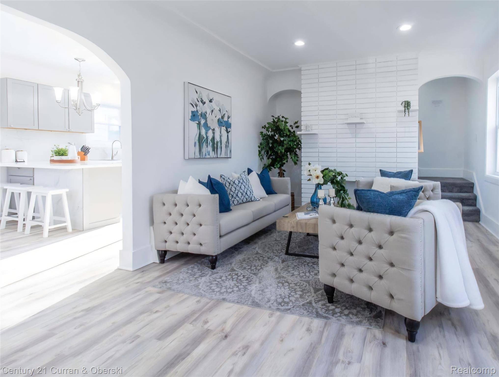 Detroit, MI 48215,279 Manistique ST