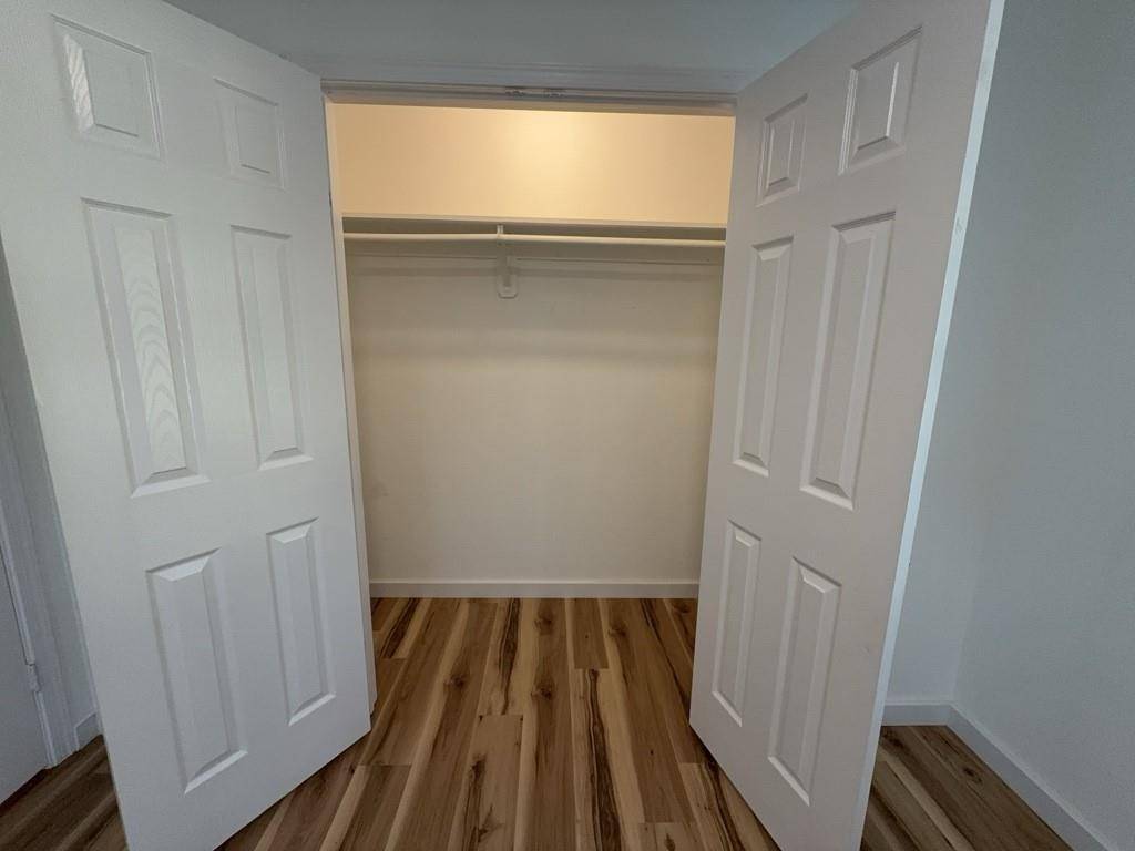 Arlington, TX 76010,1202 Valley View Drive