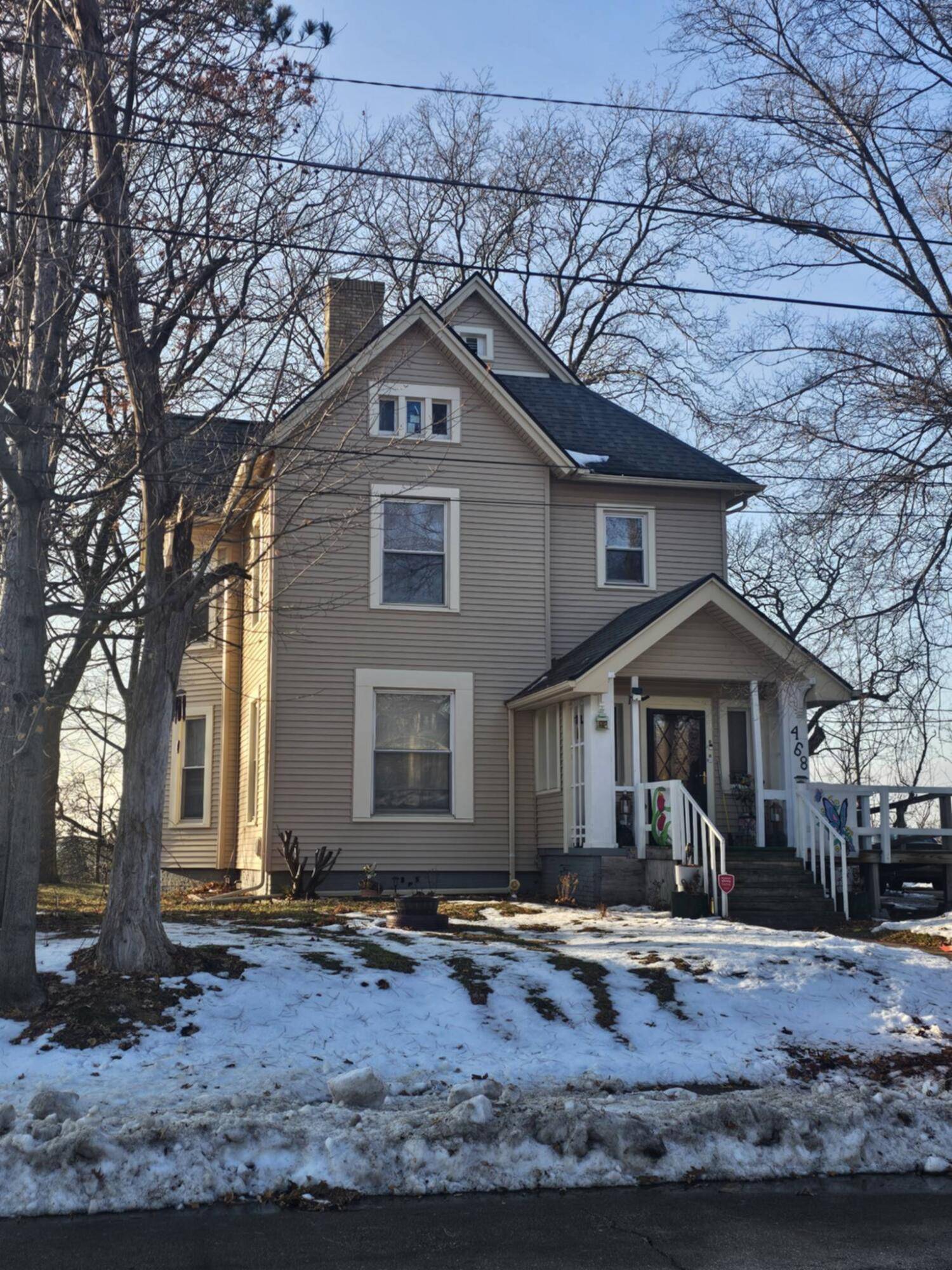 Benton Harbor, MI 49022,468 Colfax AVE