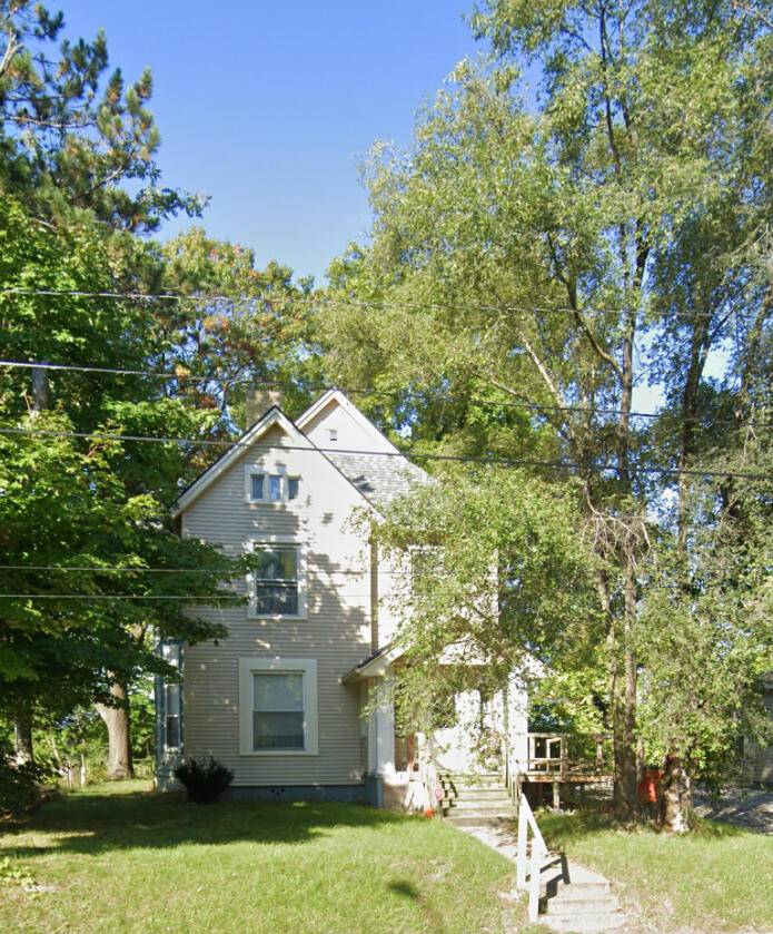 Benton Harbor, MI 49022,468 Colfax AVE