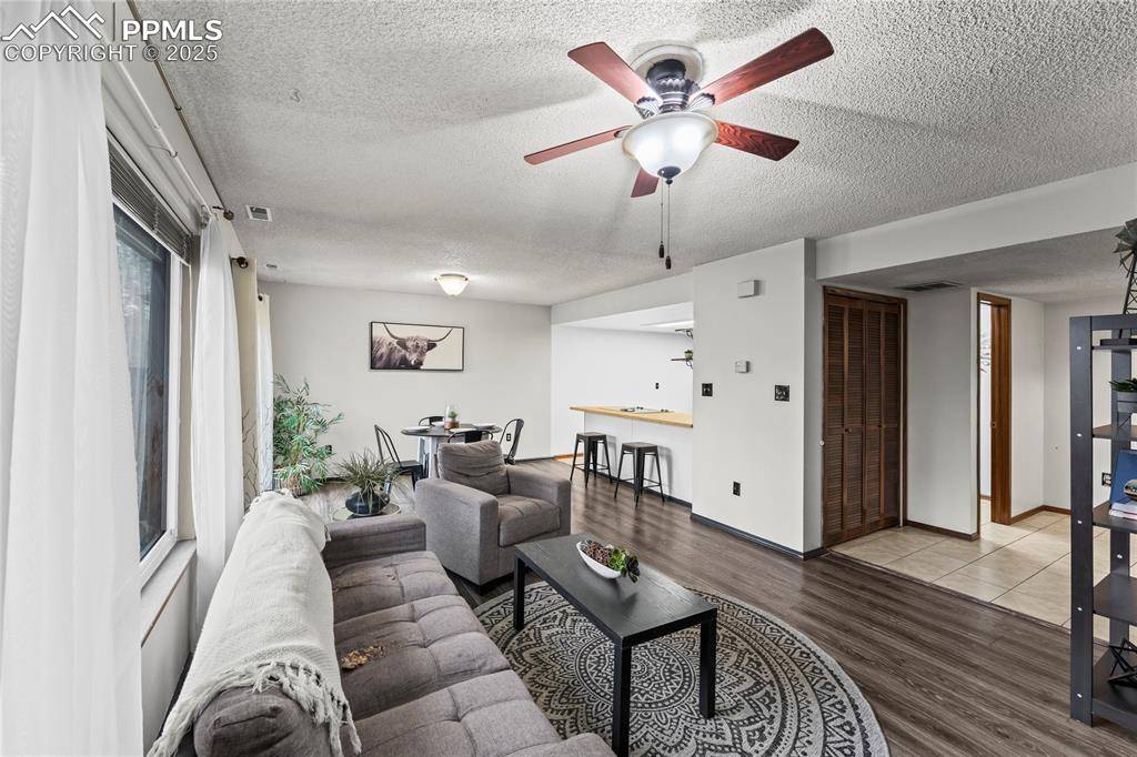 Colorado Springs, CO 80917,4763 Barnes RD