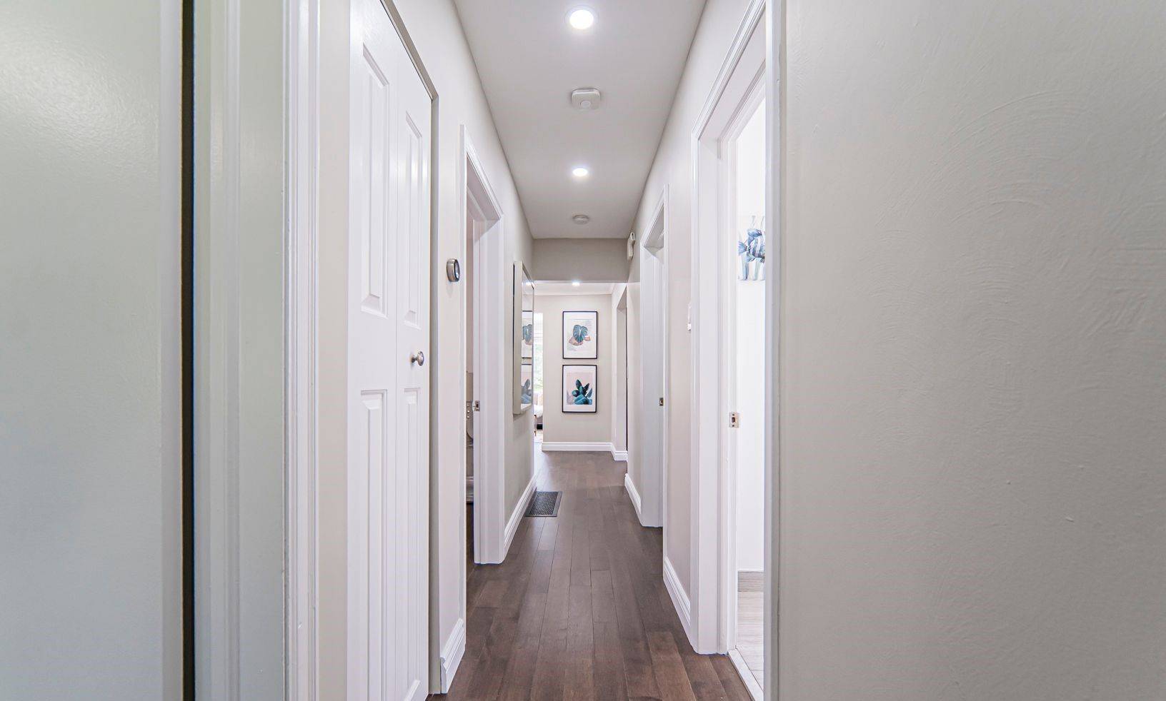 Toronto E04, ON M1P 1S9,98 Canlish RD #Main