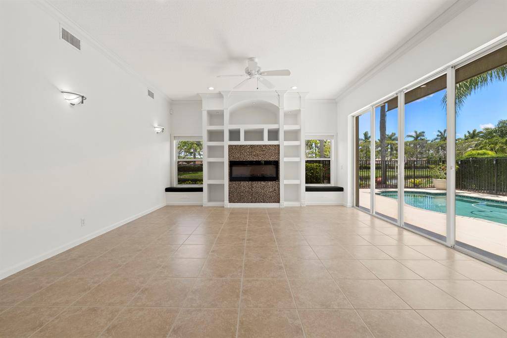 Weston, FL 33331,3707 Oak Ridge Cir